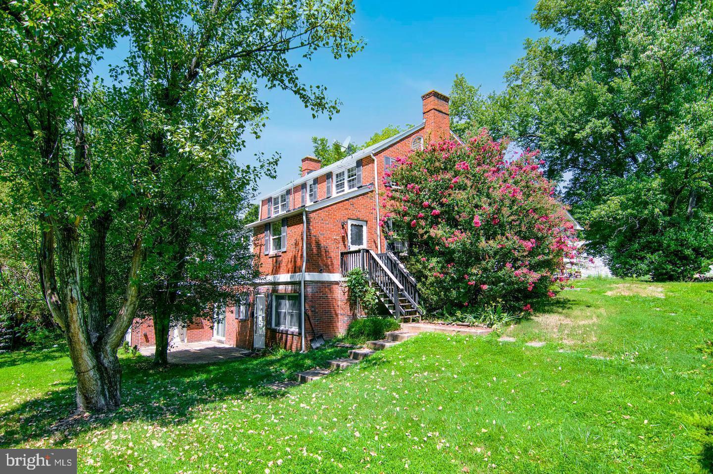 1295 COLVIN FOREST DR, VIENNA, Virginia 22182, 4 Bedrooms Bedrooms, ,3 BathroomsBathrooms,Residential,For sale,1295 COLVIN FOREST DR,VAFX2275840 MLS # VAFX2275840 1295 COLVIN FOREST DR, VIENNA, Virginia 22182, 4 Bedrooms Bedrooms, ,3 BathroomsBathrooms,Residential,For sale,1295 COLVIN FOREST DR,VAFX2275840 MLS # VAFX2275840