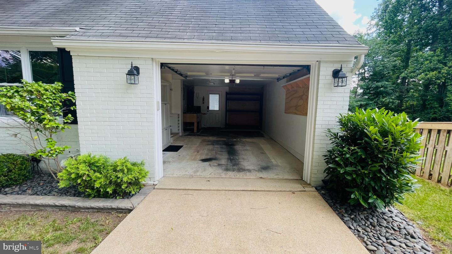 5242 SUDBERRY LN, WOODBRIDGE, Virginia 22193, 3 Bedrooms Bedrooms, 13 Rooms Rooms,3 BathroomsBathrooms,Residential,For sale,5242 SUDBERRY LN,VAPW2106588 MLS # VAPW2106588 5242 SUDBERRY LN, WOODBRIDGE, Virginia 22193, 3 Bedrooms Bedrooms, 13 Rooms Rooms,3 BathroomsBathrooms,Residential,For sale,5242 SUDBERRY LN,VAPW2106588 MLS # VAPW2106588