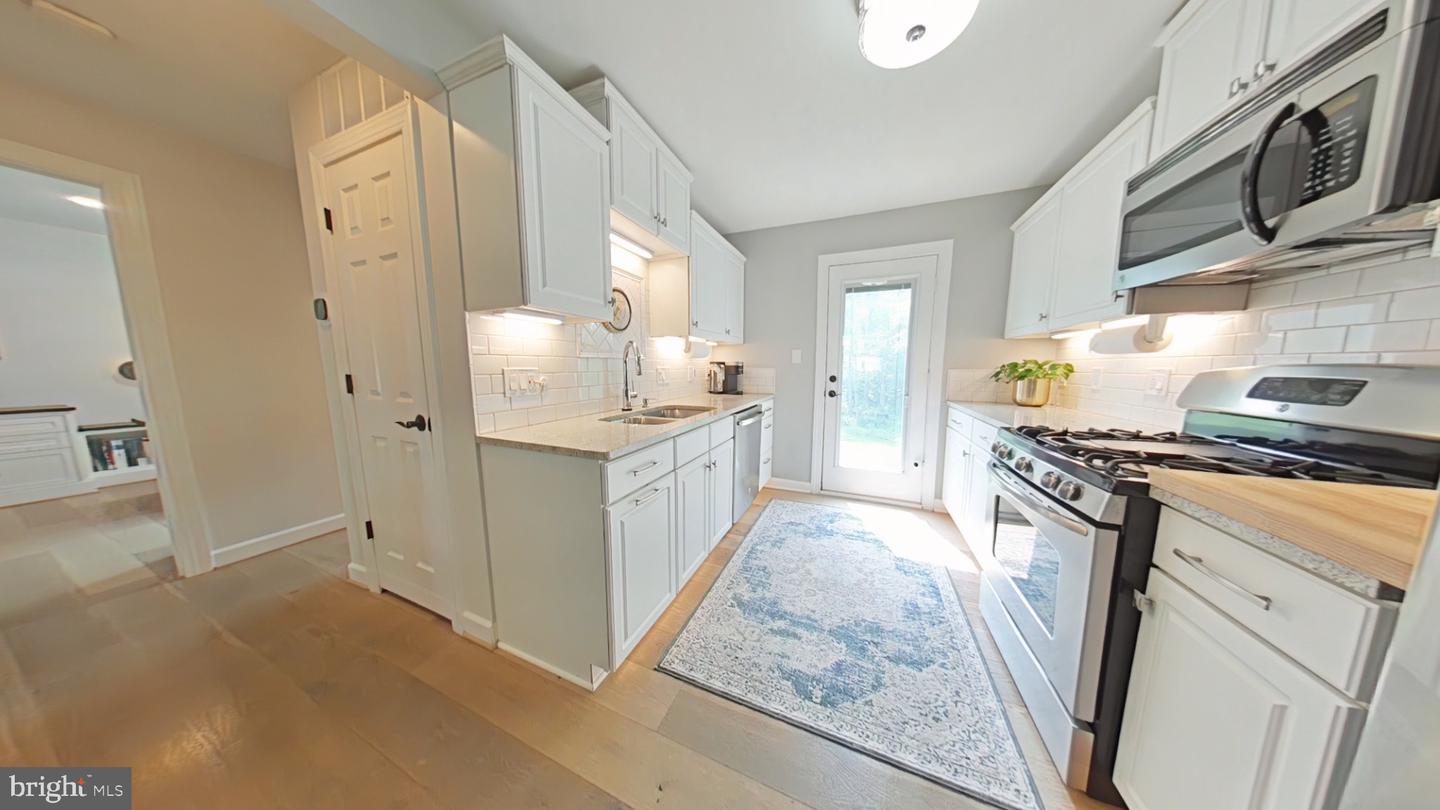 5242 SUDBERRY LN, WOODBRIDGE, Virginia 22193, 3 Bedrooms Bedrooms, 13 Rooms Rooms,3 BathroomsBathrooms,Residential,For sale,5242 SUDBERRY LN,VAPW2106588 MLS # VAPW2106588 5242 SUDBERRY LN, WOODBRIDGE, Virginia 22193, 3 Bedrooms Bedrooms, 13 Rooms Rooms,3 BathroomsBathrooms,Residential,For sale,5242 SUDBERRY LN,VAPW2106588 MLS # VAPW2106588