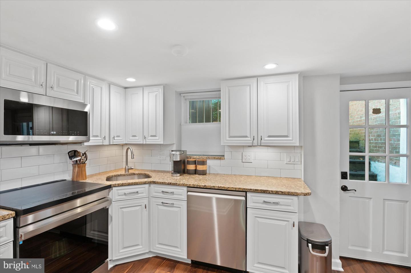 10 8TH ST SE, WASHINGTON, District Of Columbia 20003, 2 Bedrooms Bedrooms, ,1 BathroomBathrooms,Residential,For sale,10 8TH ST SE,DCDC2228526 MLS # DCDC2228526 10 8TH ST SE, WASHINGTON, District Of Columbia 20003, 2 Bedrooms Bedrooms, ,1 BathroomBathrooms,Residential,For sale,10 8TH ST SE,DCDC2228526 MLS # DCDC2228526