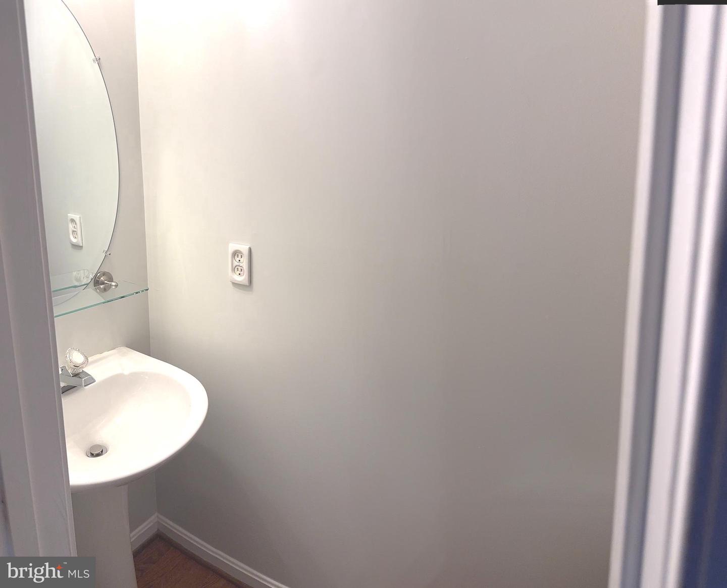 16068 HAYES LN, WOODBRIDGE, Virginia 22191, 4 Bedrooms Bedrooms, ,2 BathroomsBathrooms,Residential,For sale,16068 HAYES LN,VAPW2106676 MLS # VAPW2106676