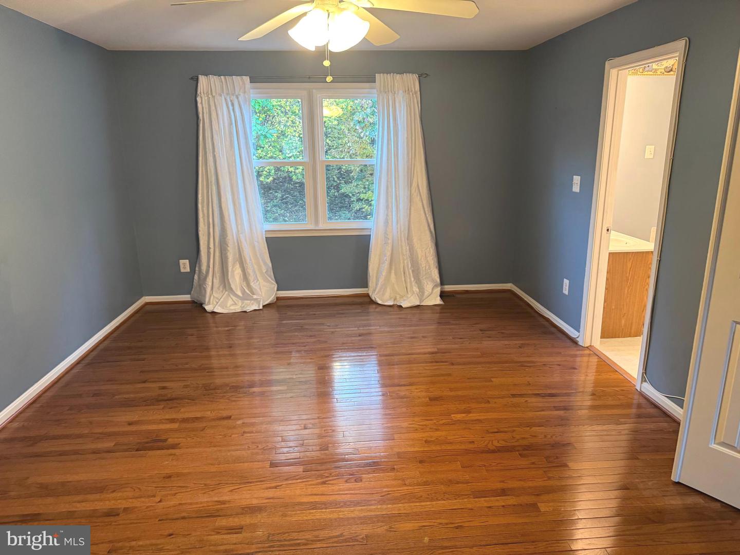 16068 HAYES LN, WOODBRIDGE, Virginia 22191, 4 Bedrooms Bedrooms, ,2 BathroomsBathrooms,Residential,For sale,16068 HAYES LN,VAPW2106676 MLS # VAPW2106676