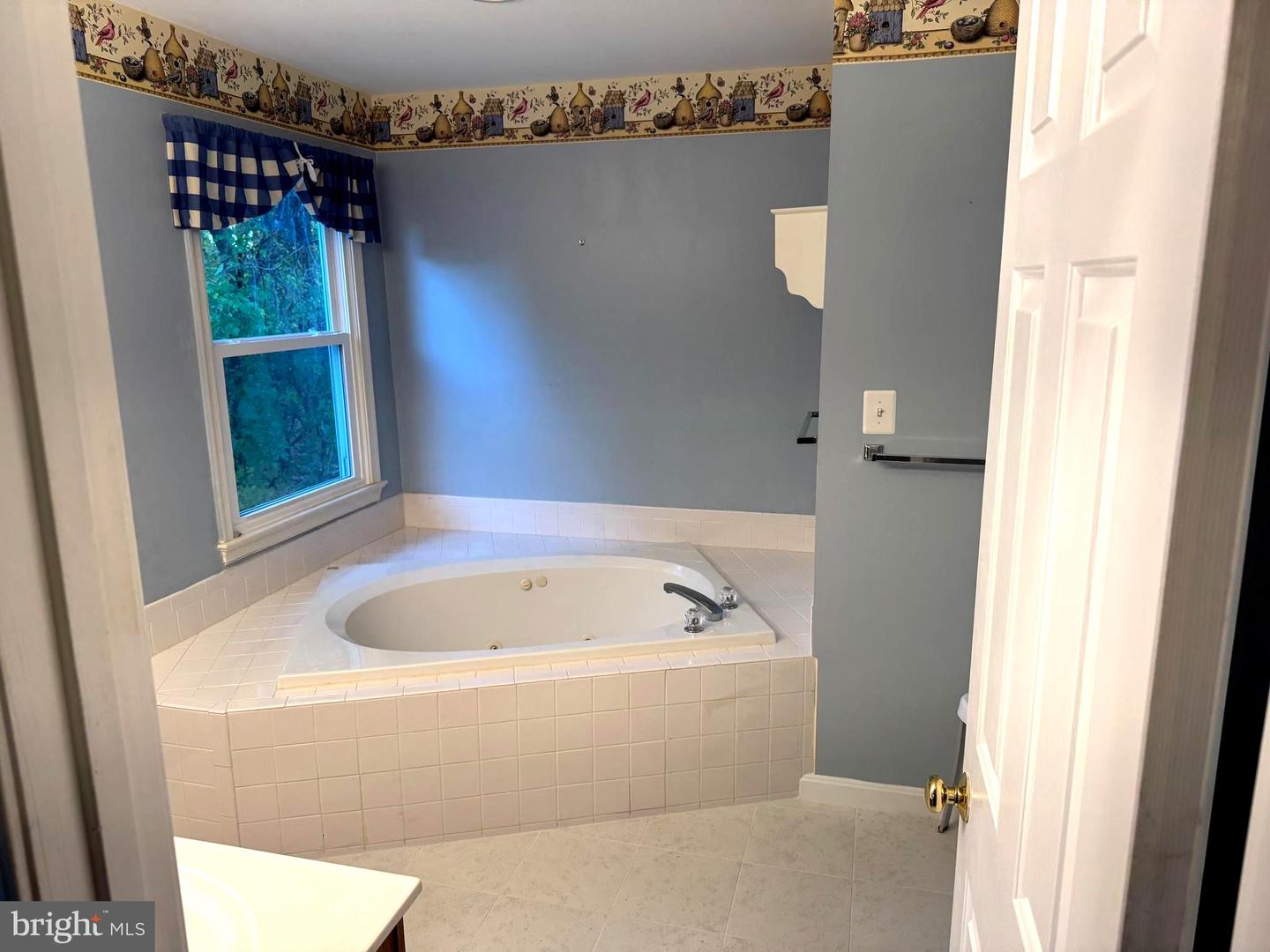 16068 HAYES LN, WOODBRIDGE, Virginia 22191, 4 Bedrooms Bedrooms, ,2 BathroomsBathrooms,Residential,For sale,16068 HAYES LN,VAPW2106676 MLS # VAPW2106676