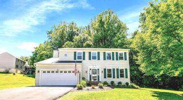 16068 HAYES LN, WOODBRIDGE, Virginia 22191, 4 Bedrooms Bedrooms, ,2 BathroomsBathrooms,Residential,For sale,16068 HAYES LN,VAPW2106676 MLS # VAPW2106676