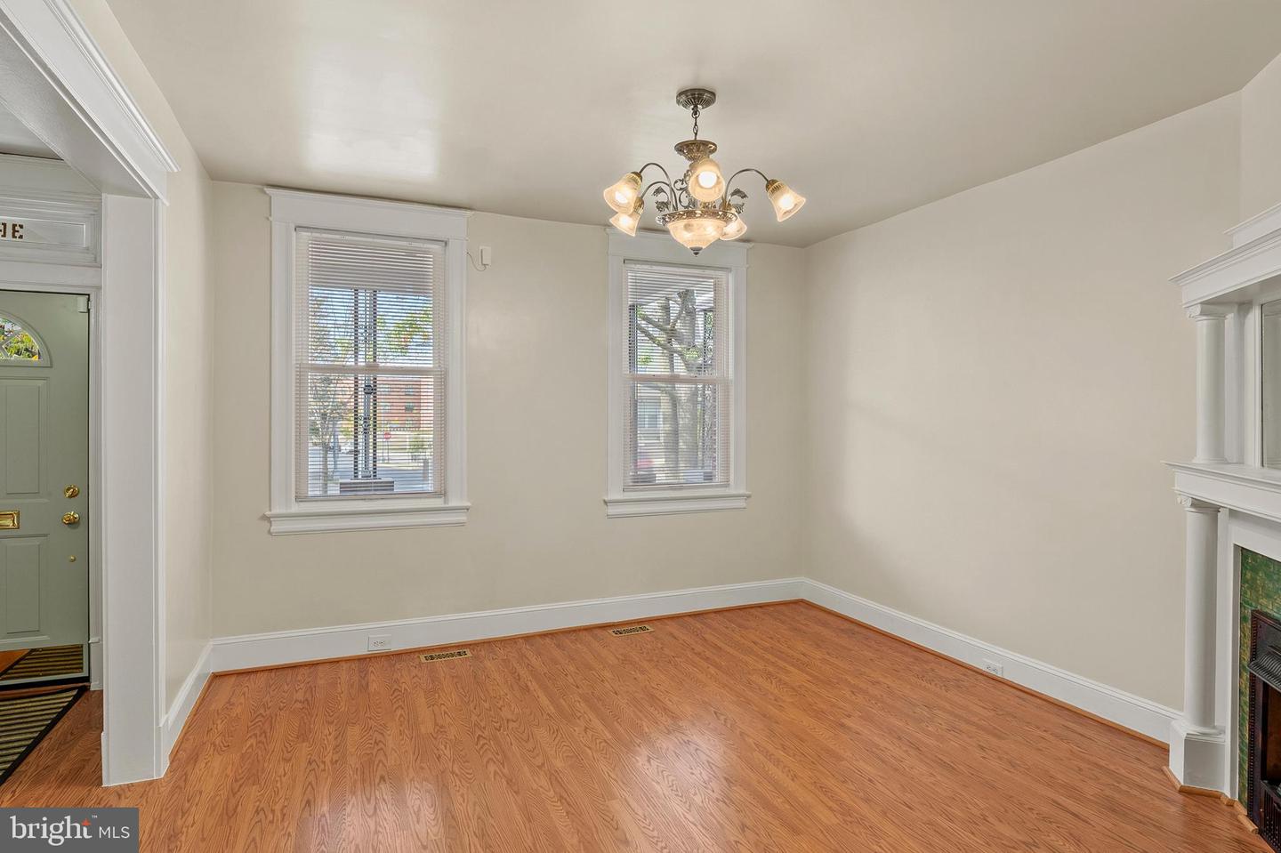 3633 NEW HAMPSHIRE AVE NW, WASHINGTON, District Of Columbia 20010, 3 Bedrooms Bedrooms, 6 Rooms Rooms,2 BathroomsBathrooms,Residential,For sale,3633 NEW HAMPSHIRE AVE NW,DCDC2229086 MLS # DCDC2229086 3633 NEW HAMPSHIRE AVE NW, WASHINGTON, District Of Columbia 20010, 3 Bedrooms Bedrooms, 6 Rooms Rooms,2 BathroomsBathrooms,Residential,For sale,3633 NEW HAMPSHIRE AVE NW,DCDC2229086 MLS # DCDC2229086