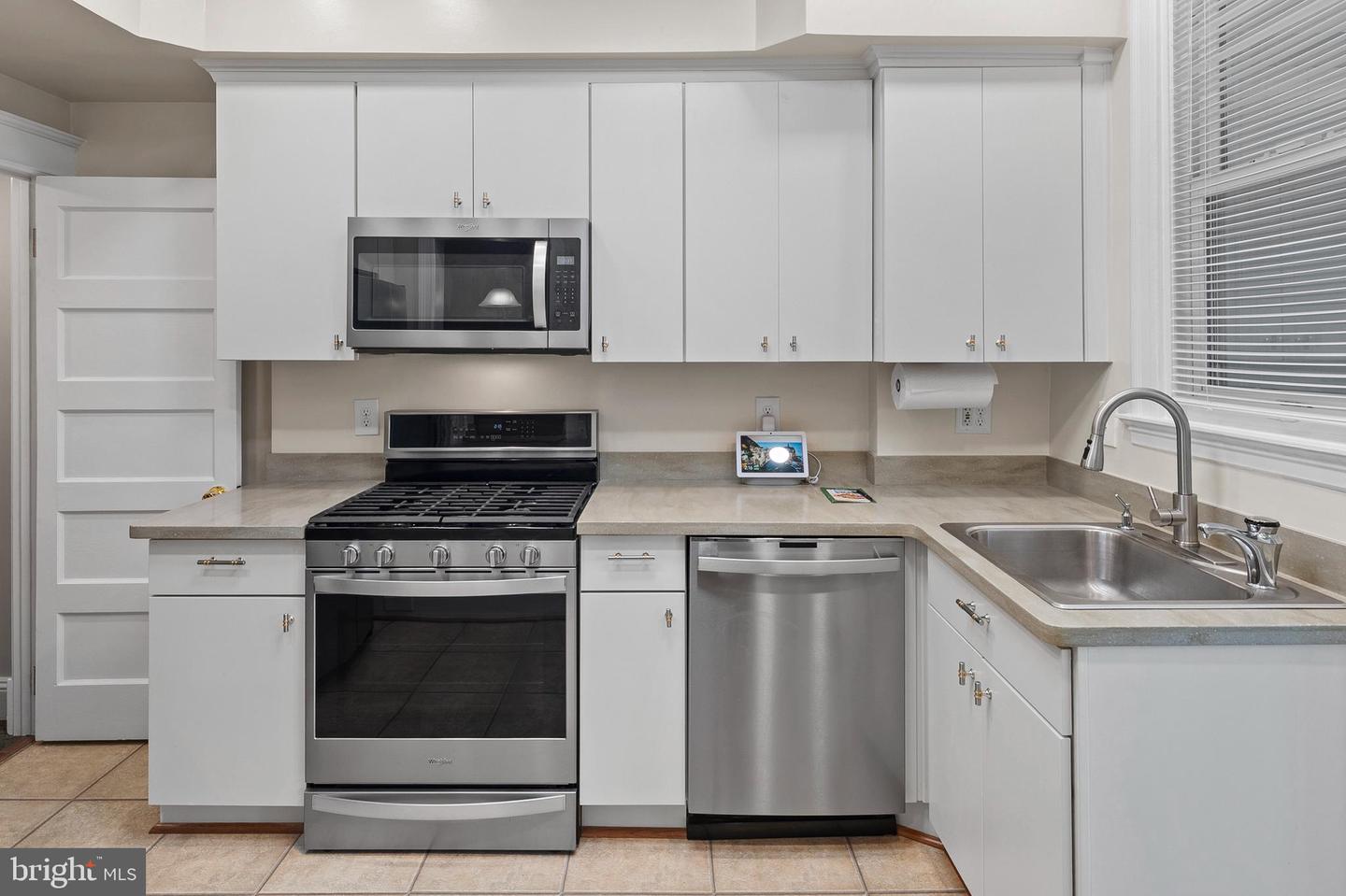 3633 NEW HAMPSHIRE AVE NW, WASHINGTON, District Of Columbia 20010, 3 Bedrooms Bedrooms, 6 Rooms Rooms,2 BathroomsBathrooms,Residential,For sale,3633 NEW HAMPSHIRE AVE NW,DCDC2229086 MLS # DCDC2229086 3633 NEW HAMPSHIRE AVE NW, WASHINGTON, District Of Columbia 20010, 3 Bedrooms Bedrooms, 6 Rooms Rooms,2 BathroomsBathrooms,Residential,For sale,3633 NEW HAMPSHIRE AVE NW,DCDC2229086 MLS # DCDC2229086