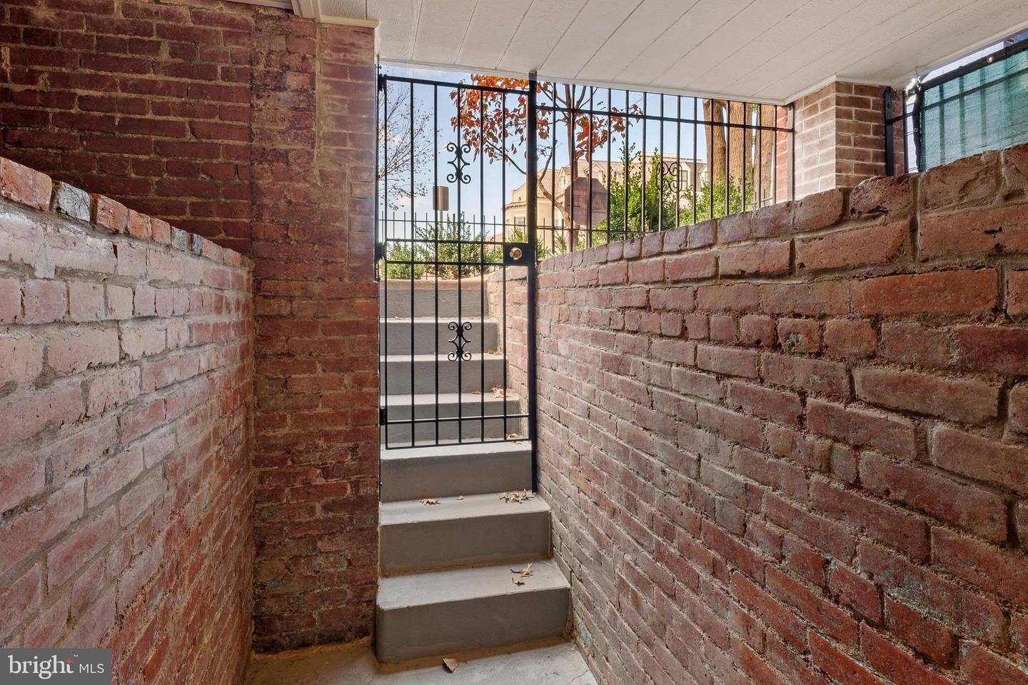 3633 NEW HAMPSHIRE AVE NW, WASHINGTON, District Of Columbia 20010, 3 Bedrooms Bedrooms, 6 Rooms Rooms,2 BathroomsBathrooms,Residential,For sale,3633 NEW HAMPSHIRE AVE NW,DCDC2229086 MLS # DCDC2229086 3633 NEW HAMPSHIRE AVE NW, WASHINGTON, District Of Columbia 20010, 3 Bedrooms Bedrooms, 6 Rooms Rooms,2 BathroomsBathrooms,Residential,For sale,3633 NEW HAMPSHIRE AVE NW,DCDC2229086 MLS # DCDC2229086