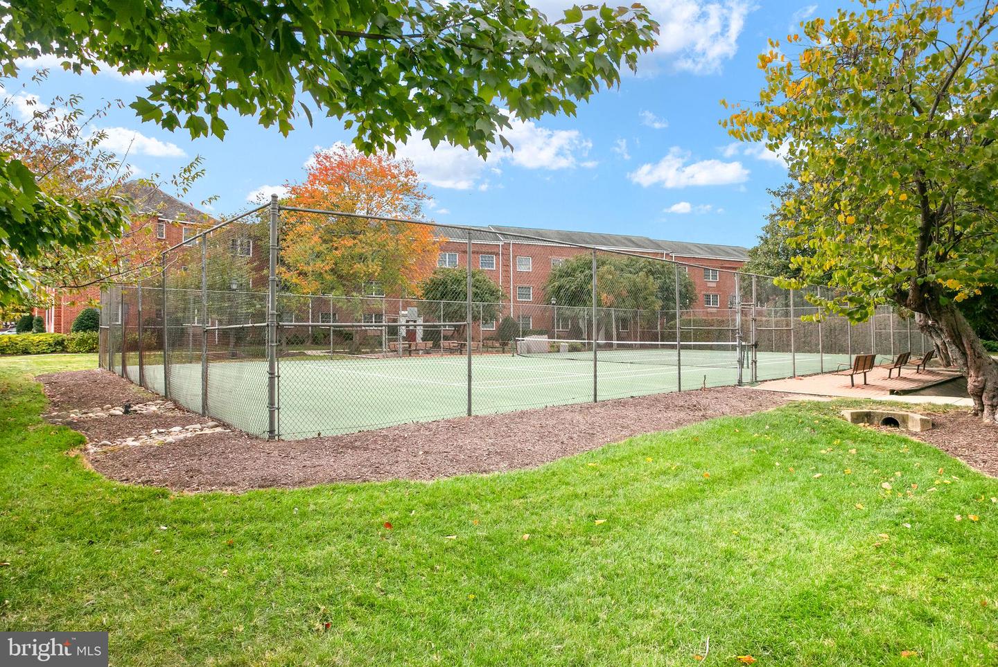 1700 W ABINGDON DR #103, ALEXANDRIA, Virginia 22314, 2 Bedrooms Bedrooms, ,1 BathroomBathrooms,Residential,For sale,1700 W ABINGDON DR #103,VAAX2051216 MLS # VAAX2051216 1700 W ABINGDON DR #103, ALEXANDRIA, Virginia 22314, 2 Bedrooms Bedrooms, ,1 BathroomBathrooms,Residential,For sale,1700 W ABINGDON DR #103,VAAX2051216 MLS # VAAX2051216