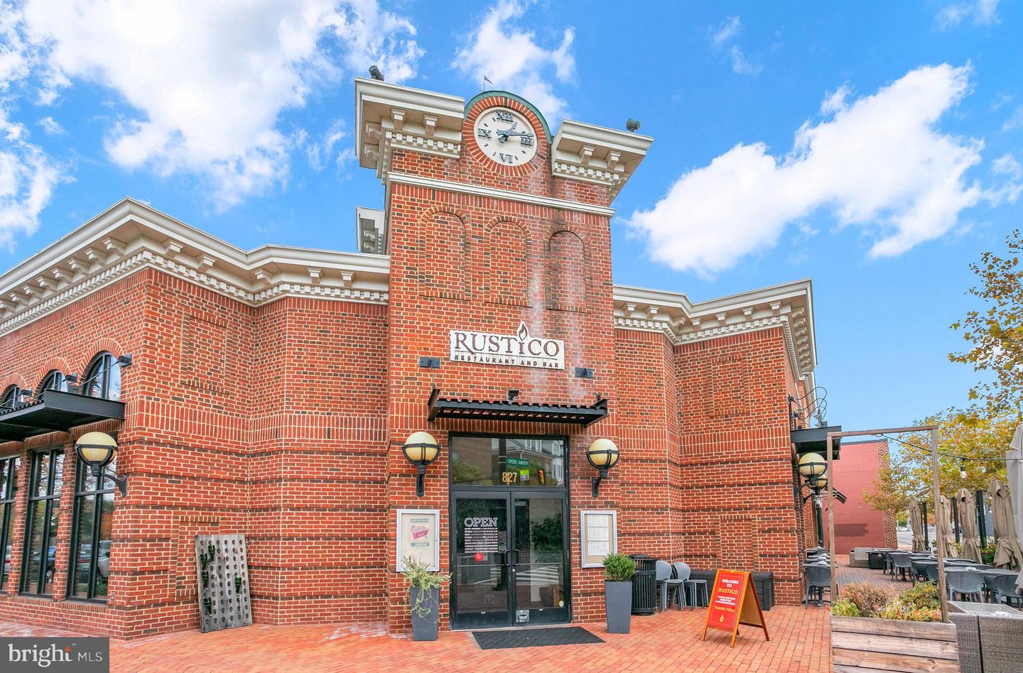 1700 W ABINGDON DR #103, ALEXANDRIA, Virginia 22314, 2 Bedrooms Bedrooms, ,1 BathroomBathrooms,Residential,For sale,1700 W ABINGDON DR #103,VAAX2051216 MLS # VAAX2051216 1700 W ABINGDON DR #103, ALEXANDRIA, Virginia 22314, 2 Bedrooms Bedrooms, ,1 BathroomBathrooms,Residential,For sale,1700 W ABINGDON DR #103,VAAX2051216 MLS # VAAX2051216