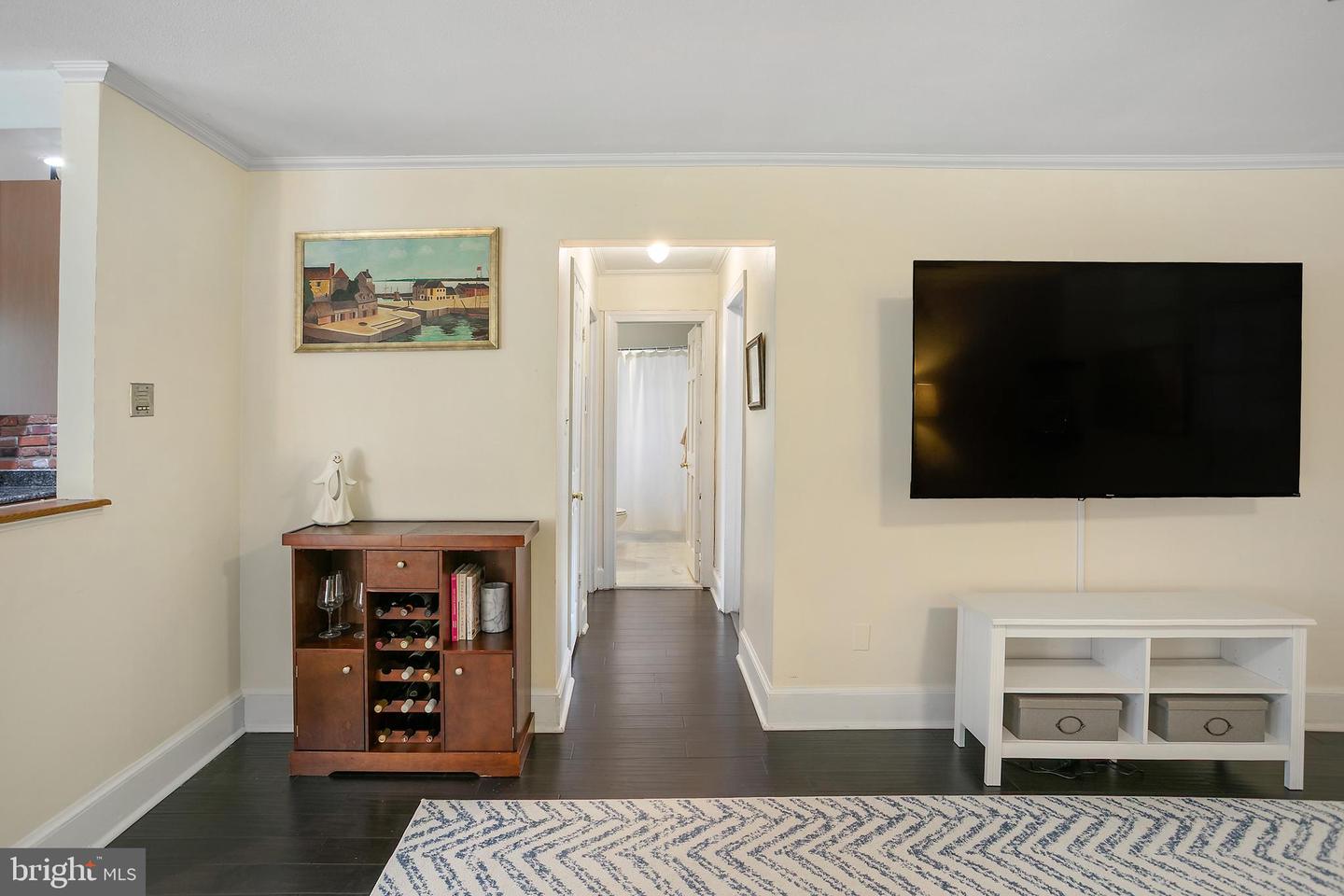 1700 W ABINGDON DR #103, ALEXANDRIA, Virginia 22314, 2 Bedrooms Bedrooms, ,1 BathroomBathrooms,Residential,For sale,1700 W ABINGDON DR #103,VAAX2051216 MLS # VAAX2051216 1700 W ABINGDON DR #103, ALEXANDRIA, Virginia 22314, 2 Bedrooms Bedrooms, ,1 BathroomBathrooms,Residential,For sale,1700 W ABINGDON DR #103,VAAX2051216 MLS # VAAX2051216