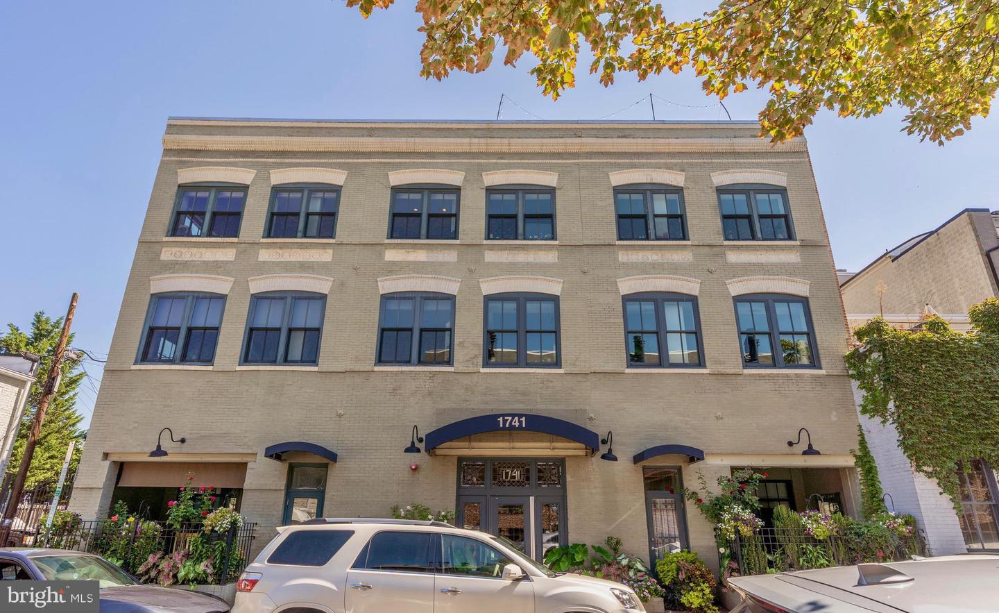 1741 JOHNSON AVE NW #301, WASHINGTON, District Of Columbia 20009, 2 Bedrooms Bedrooms, ,2 BathroomsBathrooms,Residential,For sale,1741 JOHNSON AVE NW #301,DCDC2229240 MLS # DCDC2229240 1741 JOHNSON AVE NW #301, WASHINGTON, District Of Columbia 20009, 2 Bedrooms Bedrooms, ,2 BathroomsBathrooms,Residential,For sale,1741 JOHNSON AVE NW #301,DCDC2229240 MLS # DCDC2229240