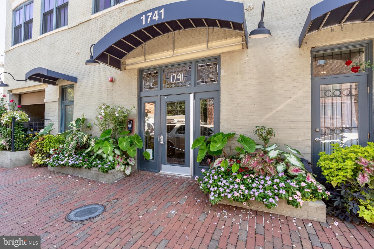 1741 JOHNSON AVE NW #301, WASHINGTON, District Of Columbia 20009, 2 Bedrooms Bedrooms, ,2 BathroomsBathrooms,Residential,For sale,1741 JOHNSON AVE NW #301,DCDC2229240 MLS # DCDC2229240 1741 JOHNSON AVE NW #301, WASHINGTON, District Of Columbia 20009, 2 Bedrooms Bedrooms, ,2 BathroomsBathrooms,Residential,For sale,1741 JOHNSON AVE NW #301,DCDC2229240 MLS # DCDC2229240