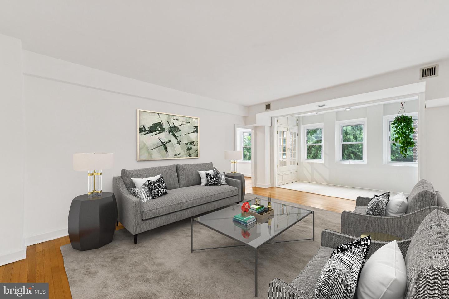 4707 CONNECTICUT AVE NW #211, WASHINGTON, District Of Columbia 20008, 2 Bedrooms Bedrooms, ,2 BathroomsBathrooms,Residential,For sale,4707 CONNECTICUT AVE NW #211,DCDC2229242 MLS # DCDC2229242