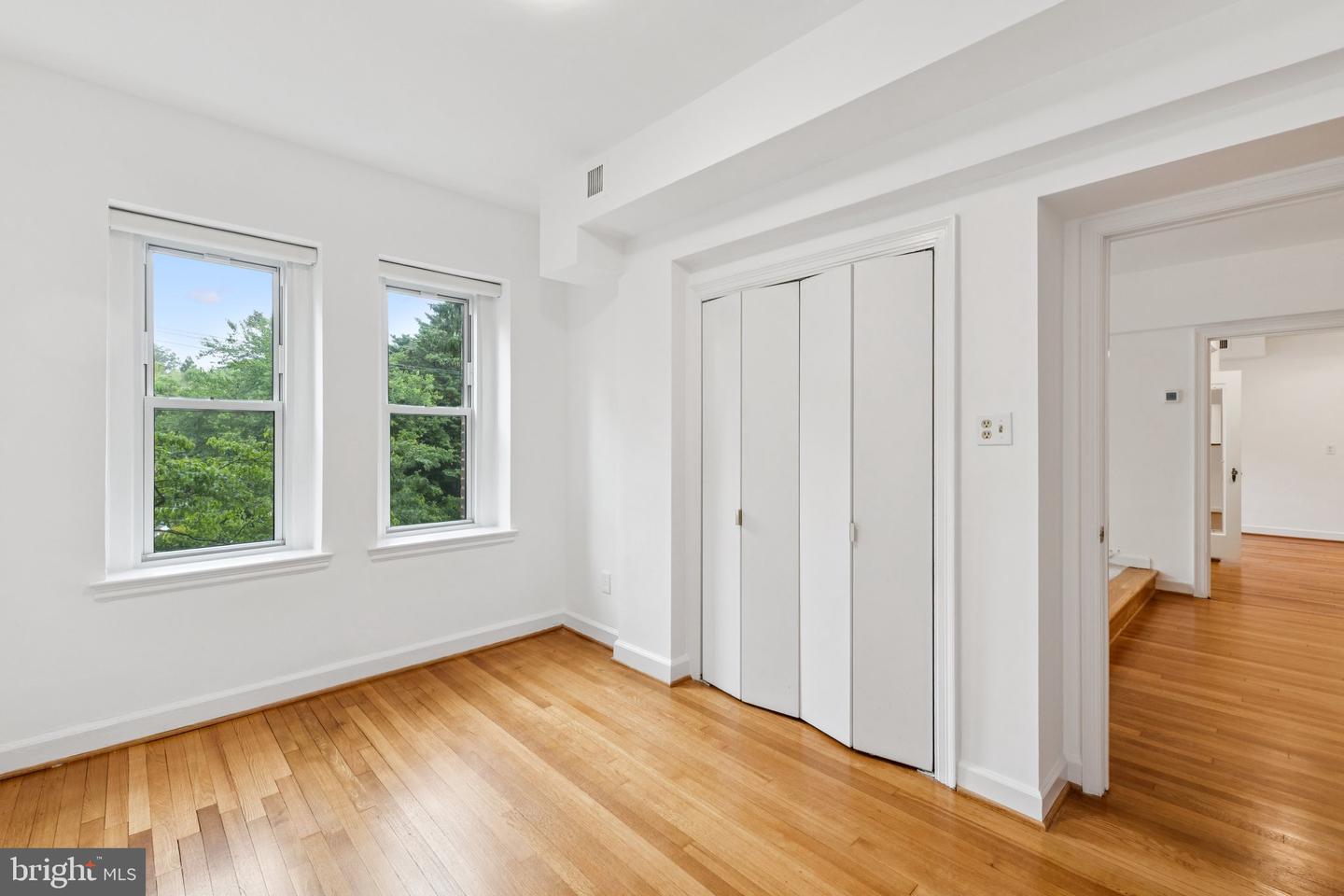 4707 CONNECTICUT AVE NW #211, WASHINGTON, District Of Columbia 20008, 2 Bedrooms Bedrooms, ,2 BathroomsBathrooms,Residential,For sale,4707 CONNECTICUT AVE NW #211,DCDC2229242 MLS # DCDC2229242