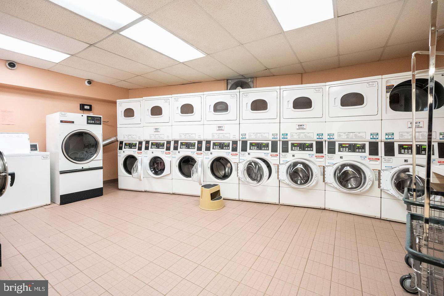 4707 CONNECTICUT AVE NW #211, WASHINGTON, District Of Columbia 20008, 2 Bedrooms Bedrooms, ,2 BathroomsBathrooms,Residential,For sale,4707 CONNECTICUT AVE NW #211,DCDC2229242 MLS # DCDC2229242