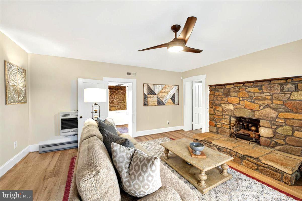 290 RILEY HOLLOW RD, HUNTLY, Virginia 22640, 3 Bedrooms Bedrooms, ,3 BathroomsBathrooms,Residential,For sale,290 RILEY HOLLOW RD,VARP2002360 MLS # VARP2002360 290 RILEY HOLLOW RD, HUNTLY, Virginia 22640, 3 Bedrooms Bedrooms, ,3 BathroomsBathrooms,Residential,For sale,290 RILEY HOLLOW RD,VARP2002360 MLS # VARP2002360