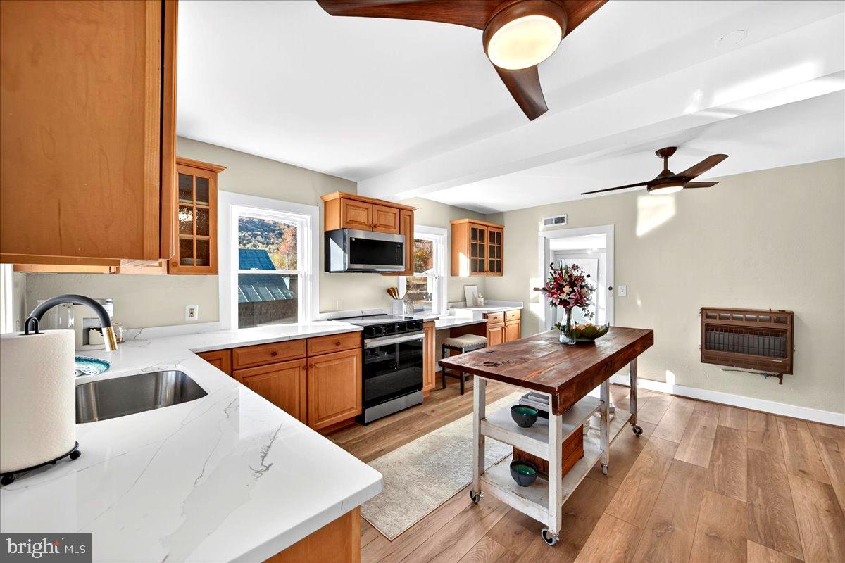 290 RILEY HOLLOW RD, HUNTLY, Virginia 22640, 3 Bedrooms Bedrooms, ,3 BathroomsBathrooms,Residential,For sale,290 RILEY HOLLOW RD,VARP2002360 MLS # VARP2002360 290 RILEY HOLLOW RD, HUNTLY, Virginia 22640, 3 Bedrooms Bedrooms, ,3 BathroomsBathrooms,Residential,For sale,290 RILEY HOLLOW RD,VARP2002360 MLS # VARP2002360