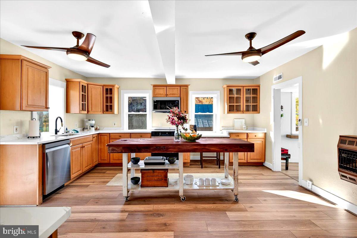 290 RILEY HOLLOW RD, HUNTLY, Virginia 22640, 3 Bedrooms Bedrooms, ,3 BathroomsBathrooms,Residential,For sale,290 RILEY HOLLOW RD,VARP2002360 MLS # VARP2002360 290 RILEY HOLLOW RD, HUNTLY, Virginia 22640, 3 Bedrooms Bedrooms, ,3 BathroomsBathrooms,Residential,For sale,290 RILEY HOLLOW RD,VARP2002360 MLS # VARP2002360