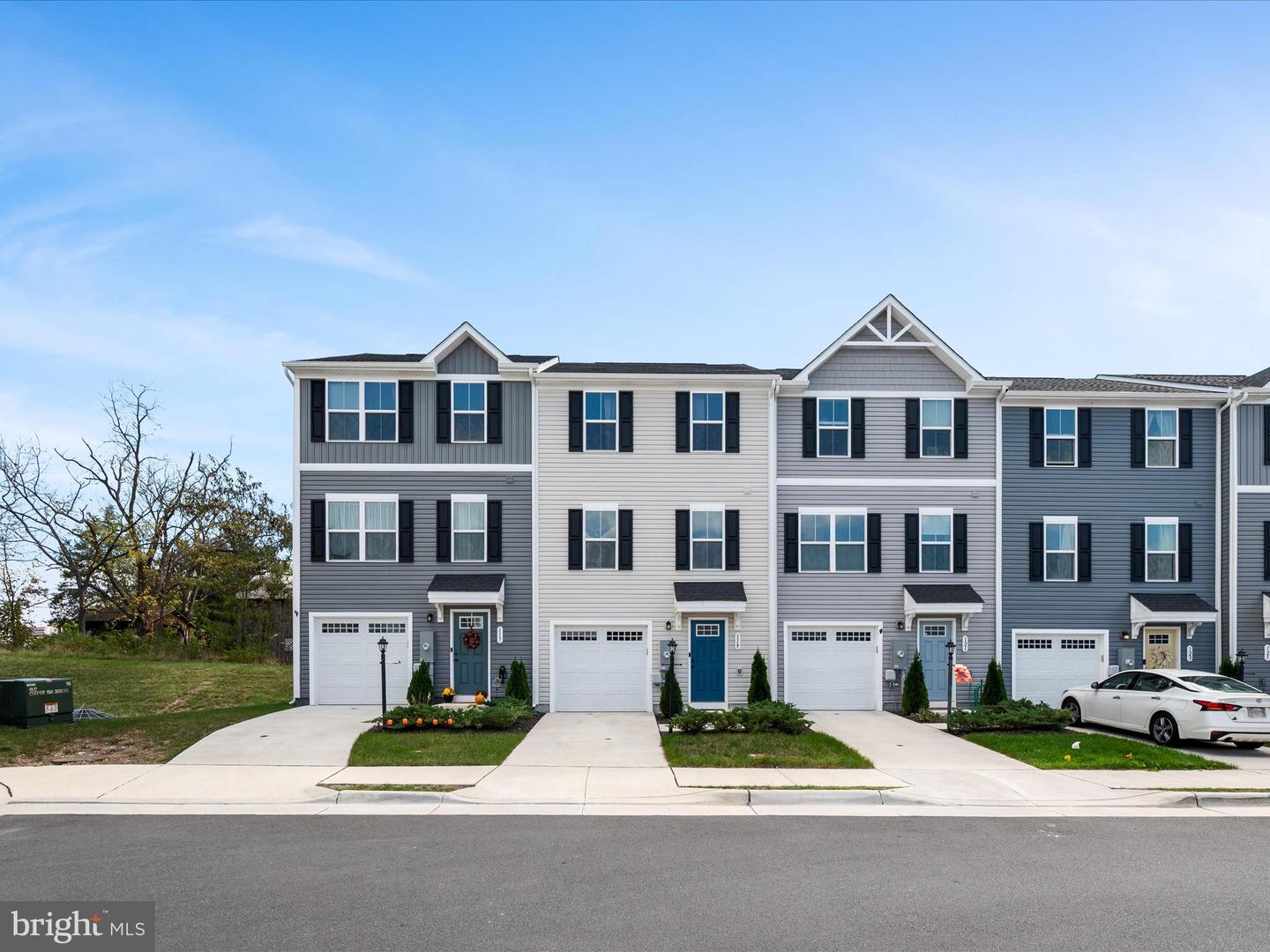 119 KENSINGTON CIR, MIDDLETOWN, Virginia 22645, 3 Bedrooms Bedrooms, ,2 BathroomsBathrooms,Residential,For sale,119 KENSINGTON CIR,VAFV2037714 MLS # VAFV2037714