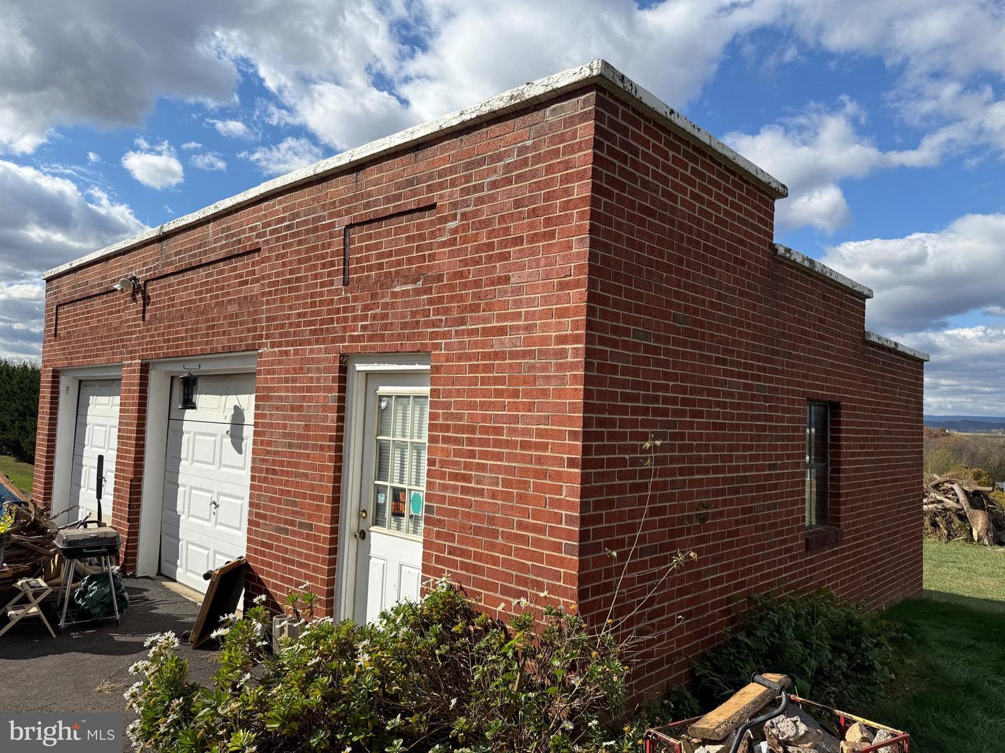 13175 OLD VALLEY PIKE, EDINBURG, Virginia 22824, 4 Bedrooms Bedrooms, ,1 BathroomBathrooms,Residential,For sale,13175 OLD VALLEY PIKE,VASH2012876 MLS # VASH2012876 13175 OLD VALLEY PIKE, EDINBURG, Virginia 22824, 4 Bedrooms Bedrooms, ,1 BathroomBathrooms,Residential,For sale,13175 OLD VALLEY PIKE,VASH2012876 MLS # VASH2012876