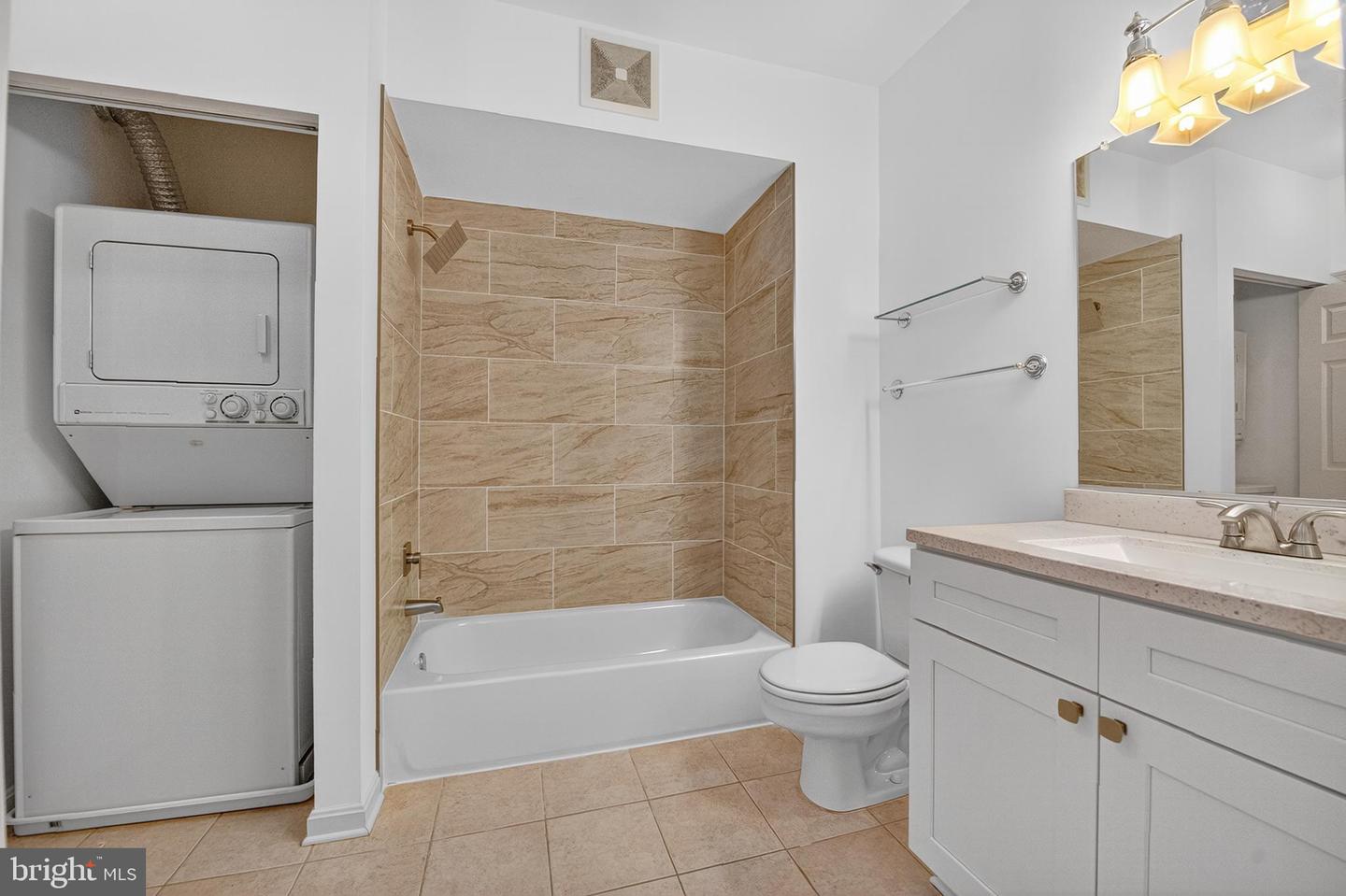 11775 STRATFORD HOUSE PL #206, RESTON, Virginia 20190, 2 Bedrooms Bedrooms, ,2 BathroomsBathrooms,Residential,For sale,11775 STRATFORD HOUSE PL #206,VAFX2276562 MLS # VAFX2276562 11775 STRATFORD HOUSE PL #206, RESTON, Virginia 20190, 2 Bedrooms Bedrooms, ,2 BathroomsBathrooms,Residential,For sale,11775 STRATFORD HOUSE PL #206,VAFX2276562 MLS # VAFX2276562