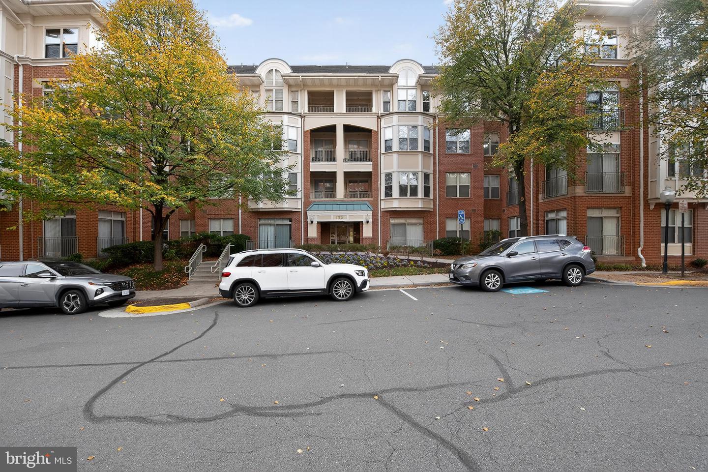 11775 STRATFORD HOUSE PL #206, RESTON, Virginia 20190, 2 Bedrooms Bedrooms, ,2 BathroomsBathrooms,Residential,For sale,11775 STRATFORD HOUSE PL #206,VAFX2276562 MLS # VAFX2276562 11775 STRATFORD HOUSE PL #206, RESTON, Virginia 20190, 2 Bedrooms Bedrooms, ,2 BathroomsBathrooms,Residential,For sale,11775 STRATFORD HOUSE PL #206,VAFX2276562 MLS # VAFX2276562