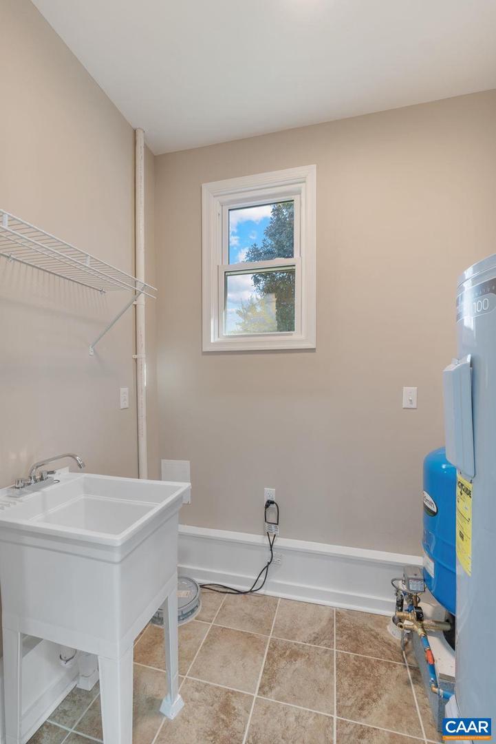 18503 MONROVIA RD, ORANGE, Virginia 22960, 3 Bedrooms Bedrooms, ,1 BathroomBathrooms,Residential,For sale,18503 MONROVIA RD,670496 MLS # 670496 18503 MONROVIA RD, ORANGE, Virginia 22960, 3 Bedrooms Bedrooms, ,1 BathroomBathrooms,Residential,For sale,18503 MONROVIA RD,670496 MLS # 670496