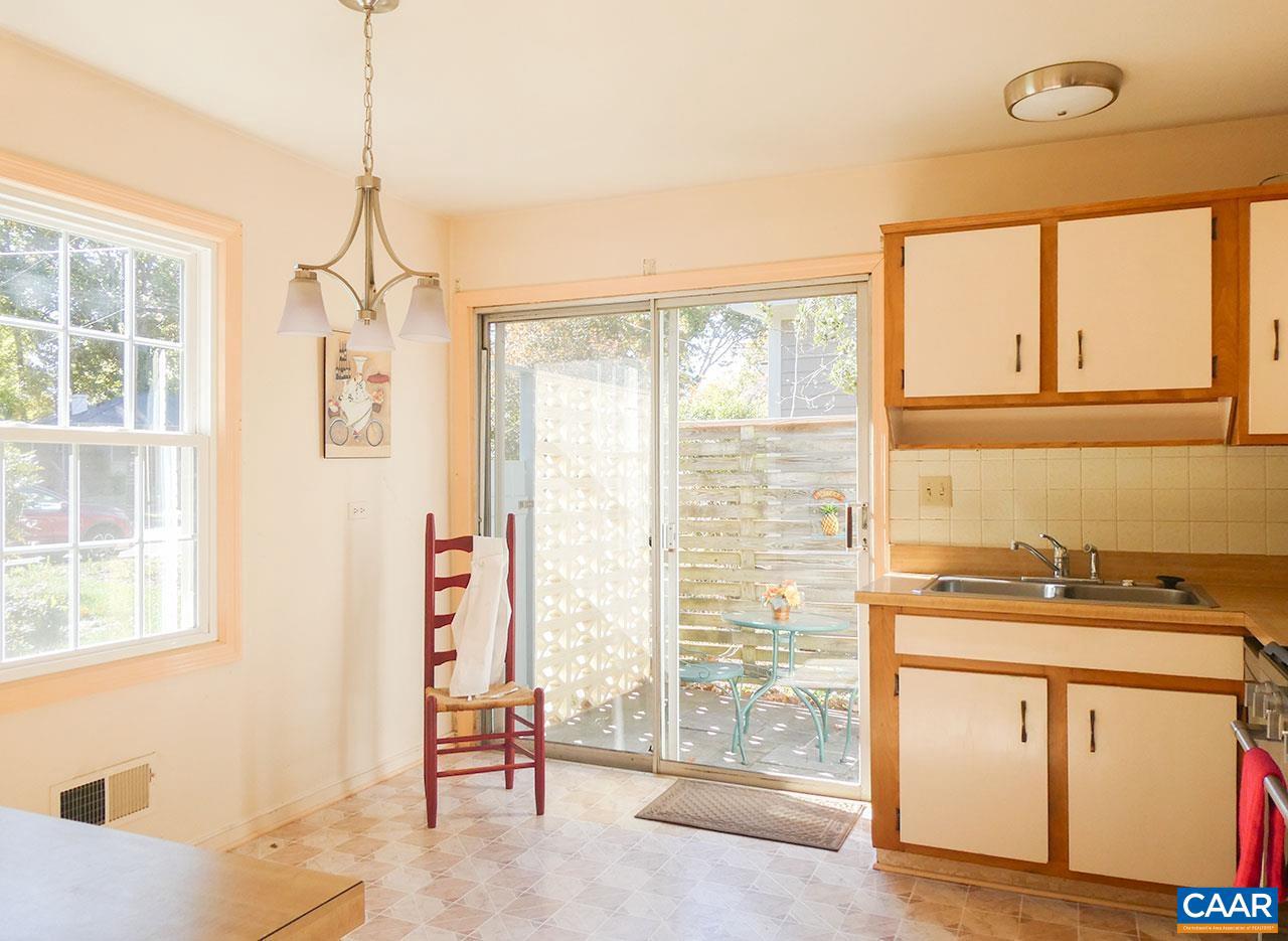 107 ELKHORN RD, CHARLOTTESVILLE, Virginia 22903, 4 Bedrooms Bedrooms, ,3 BathroomsBathrooms,Residential,For sale,107 ELKHORN RD,670497 MLS # 670497 107 ELKHORN RD, CHARLOTTESVILLE, Virginia 22903, 4 Bedrooms Bedrooms, ,3 BathroomsBathrooms,Residential,For sale,107 ELKHORN RD,670497 MLS # 670497