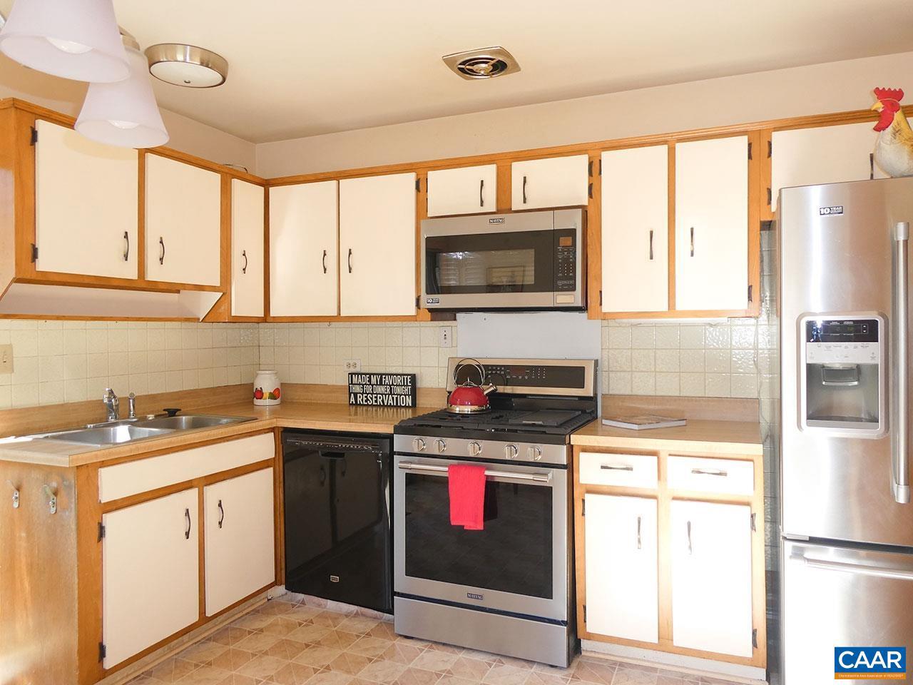 107 ELKHORN RD, CHARLOTTESVILLE, Virginia 22903, 4 Bedrooms Bedrooms, ,3 BathroomsBathrooms,Residential,For sale,107 ELKHORN RD,670497 MLS # 670497 107 ELKHORN RD, CHARLOTTESVILLE, Virginia 22903, 4 Bedrooms Bedrooms, ,3 BathroomsBathrooms,Residential,For sale,107 ELKHORN RD,670497 MLS # 670497