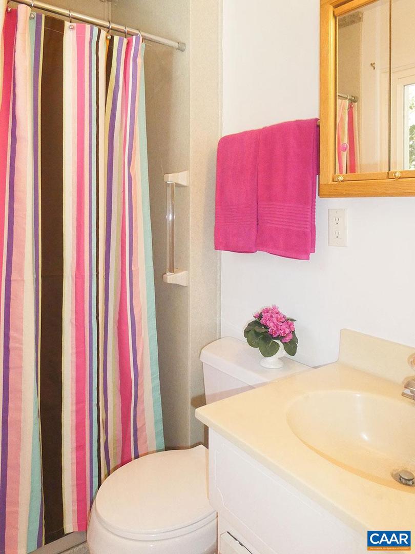 107 ELKHORN RD, CHARLOTTESVILLE, Virginia 22903, 4 Bedrooms Bedrooms, ,3 BathroomsBathrooms,Residential,For sale,107 ELKHORN RD,670497 MLS # 670497 107 ELKHORN RD, CHARLOTTESVILLE, Virginia 22903, 4 Bedrooms Bedrooms, ,3 BathroomsBathrooms,Residential,For sale,107 ELKHORN RD,670497 MLS # 670497