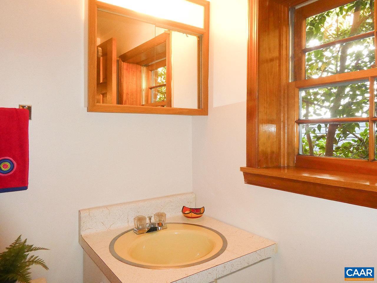 107 ELKHORN RD, CHARLOTTESVILLE, Virginia 22903, 4 Bedrooms Bedrooms, ,3 BathroomsBathrooms,Residential,For sale,107 ELKHORN RD,670497 MLS # 670497 107 ELKHORN RD, CHARLOTTESVILLE, Virginia 22903, 4 Bedrooms Bedrooms, ,3 BathroomsBathrooms,Residential,For sale,107 ELKHORN RD,670497 MLS # 670497