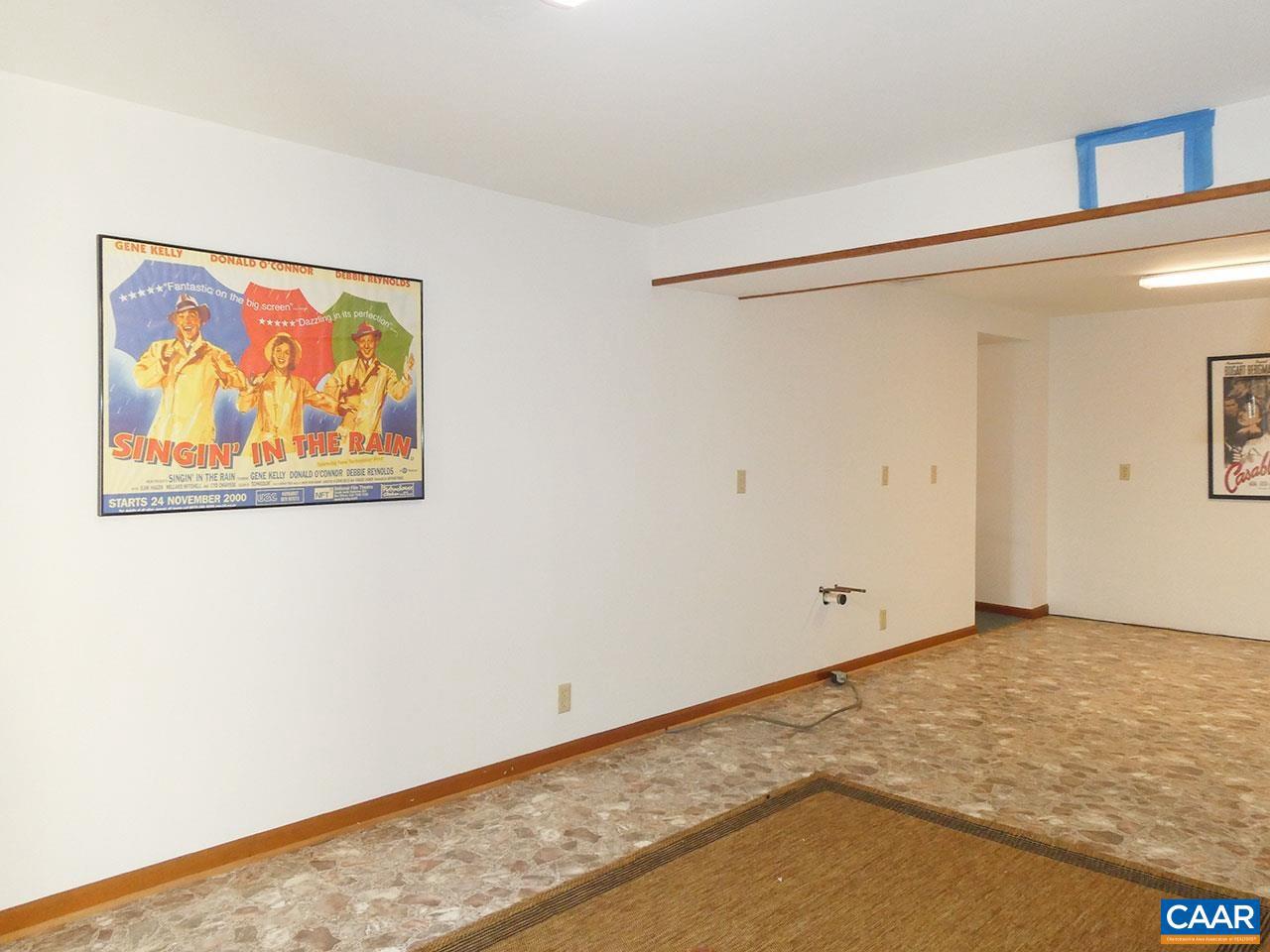 107 ELKHORN RD, CHARLOTTESVILLE, Virginia 22903, 4 Bedrooms Bedrooms, ,3 BathroomsBathrooms,Residential,For sale,107 ELKHORN RD,670497 MLS # 670497 107 ELKHORN RD, CHARLOTTESVILLE, Virginia 22903, 4 Bedrooms Bedrooms, ,3 BathroomsBathrooms,Residential,For sale,107 ELKHORN RD,670497 MLS # 670497