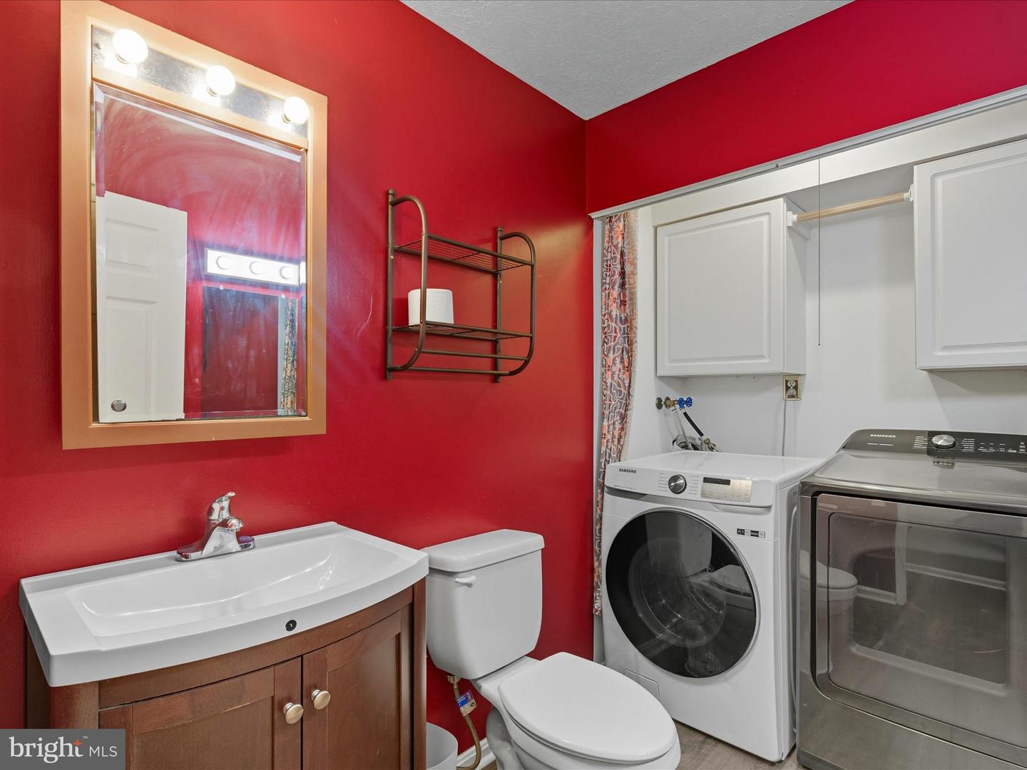 15084 GREENMOUNT DR, WOODBRIDGE, Virginia 22193, 5 Bedrooms Bedrooms, ,3 BathroomsBathrooms,Residential,For sale,15084 GREENMOUNT DR,VAPW2106848 MLS # VAPW2106848 15084 GREENMOUNT DR, WOODBRIDGE, Virginia 22193, 5 Bedrooms Bedrooms, ,3 BathroomsBathrooms,Residential,For sale,15084 GREENMOUNT DR,VAPW2106848 MLS # VAPW2106848