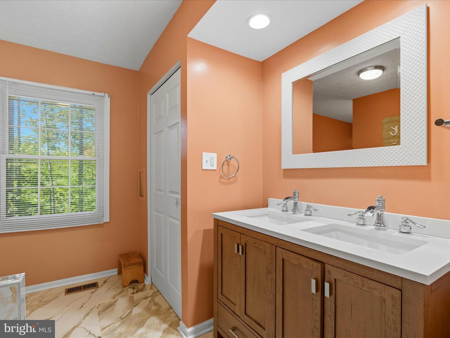 15084 GREENMOUNT DR, WOODBRIDGE, Virginia 22193, 5 Bedrooms Bedrooms, ,3 BathroomsBathrooms,Residential,For sale,15084 GREENMOUNT DR,VAPW2106848 MLS # VAPW2106848 15084 GREENMOUNT DR, WOODBRIDGE, Virginia 22193, 5 Bedrooms Bedrooms, ,3 BathroomsBathrooms,Residential,For sale,15084 GREENMOUNT DR,VAPW2106848 MLS # VAPW2106848