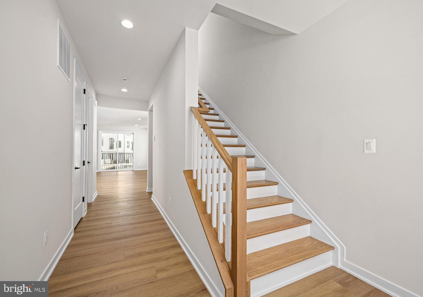 41672 OAK BEND CT, ALDIE, Virginia 20105, 5 Bedrooms Bedrooms, ,4 BathroomsBathrooms,Residential,For sale,41672 OAK BEND CT,VALO2109812 MLS # VALO2109812