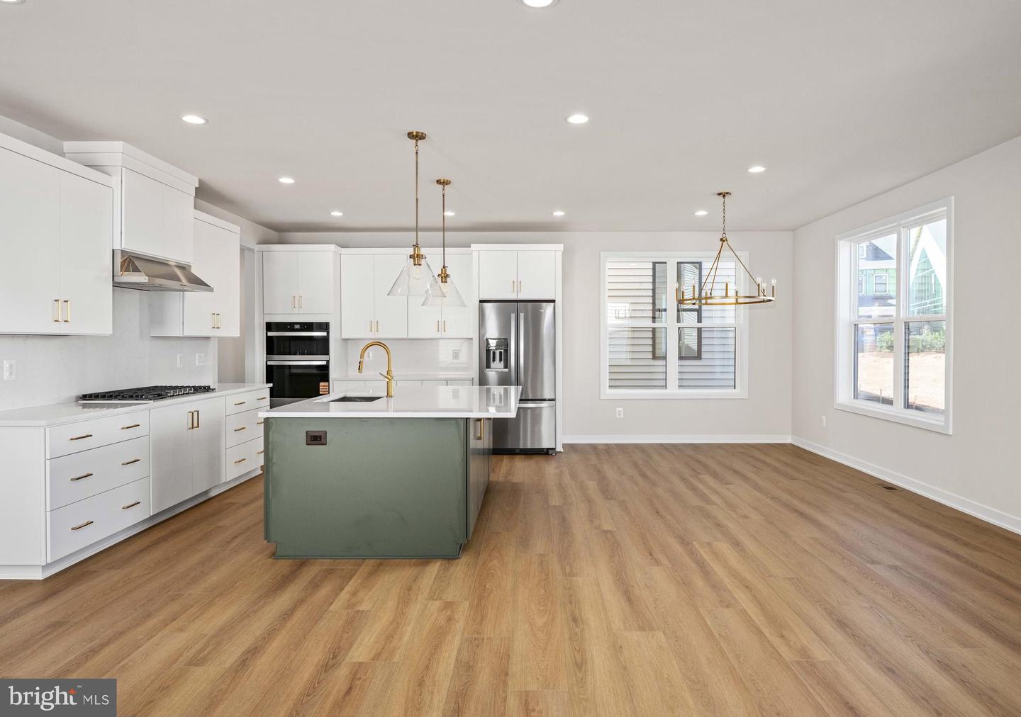 41672 OAK BEND CT, ALDIE, Virginia 20105, 5 Bedrooms Bedrooms, ,4 BathroomsBathrooms,Residential,For sale,41672 OAK BEND CT,VALO2109812 MLS # VALO2109812