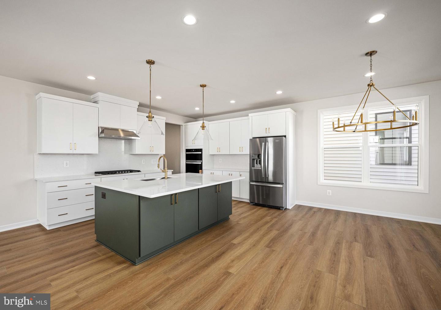 41672 OAK BEND CT, ALDIE, Virginia 20105, 5 Bedrooms Bedrooms, ,4 BathroomsBathrooms,Residential,For sale,41672 OAK BEND CT,VALO2109812 MLS # VALO2109812