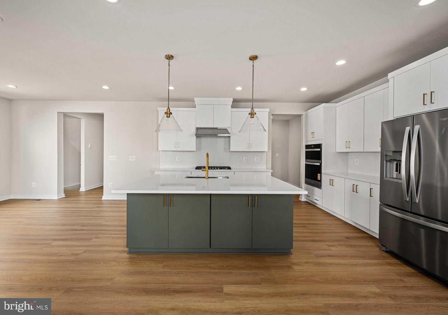 41672 OAK BEND CT, ALDIE, Virginia 20105, 5 Bedrooms Bedrooms, ,4 BathroomsBathrooms,Residential,For sale,41672 OAK BEND CT,VALO2109812 MLS # VALO2109812