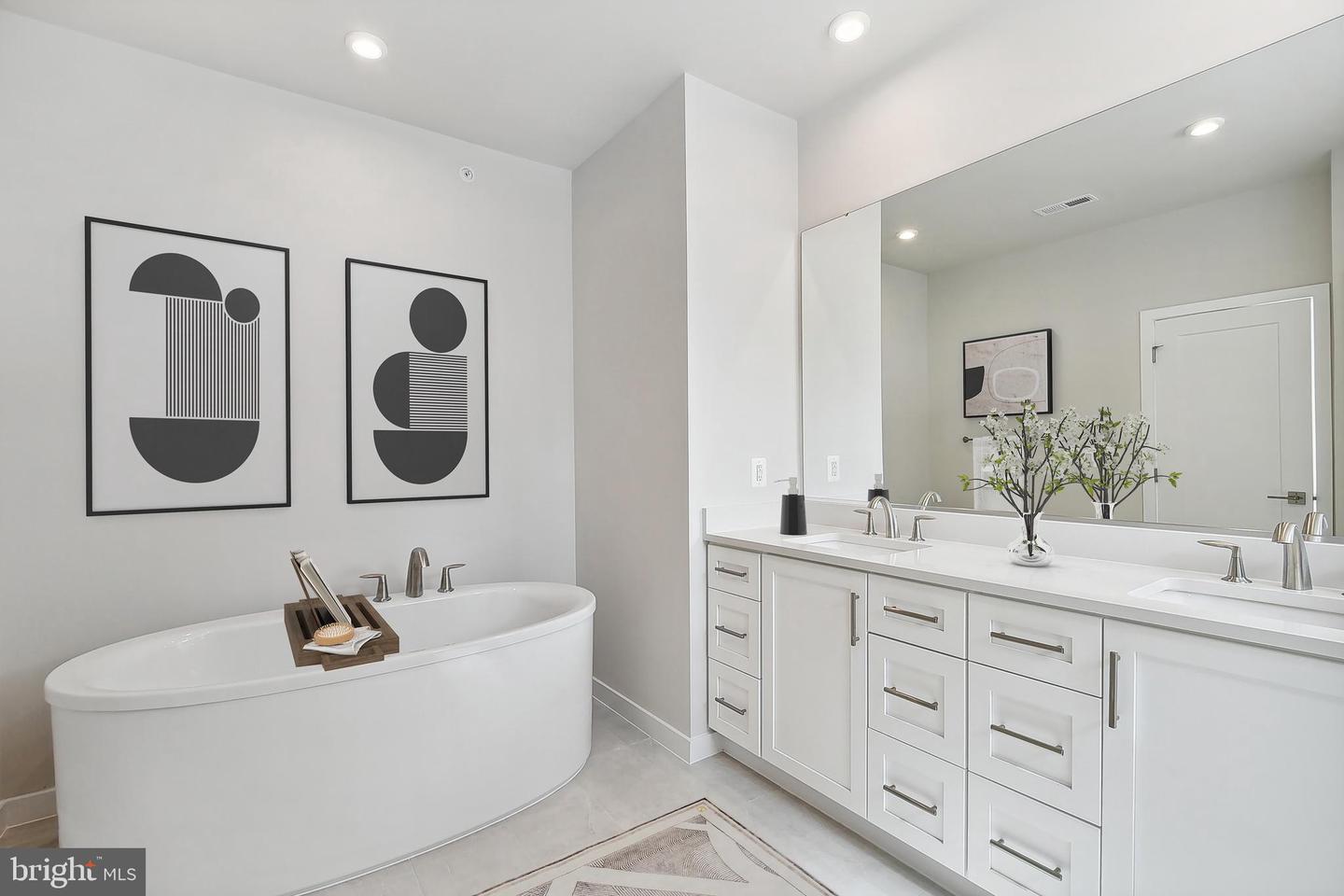 22130 LITTLE MOUNTAIN TER, ASHBURN, Virginia 20148, 3 Bedrooms Bedrooms, ,2 BathroomsBathrooms,Residential,For sale,22130 LITTLE MOUNTAIN TER,VALO2109814 MLS # VALO2109814