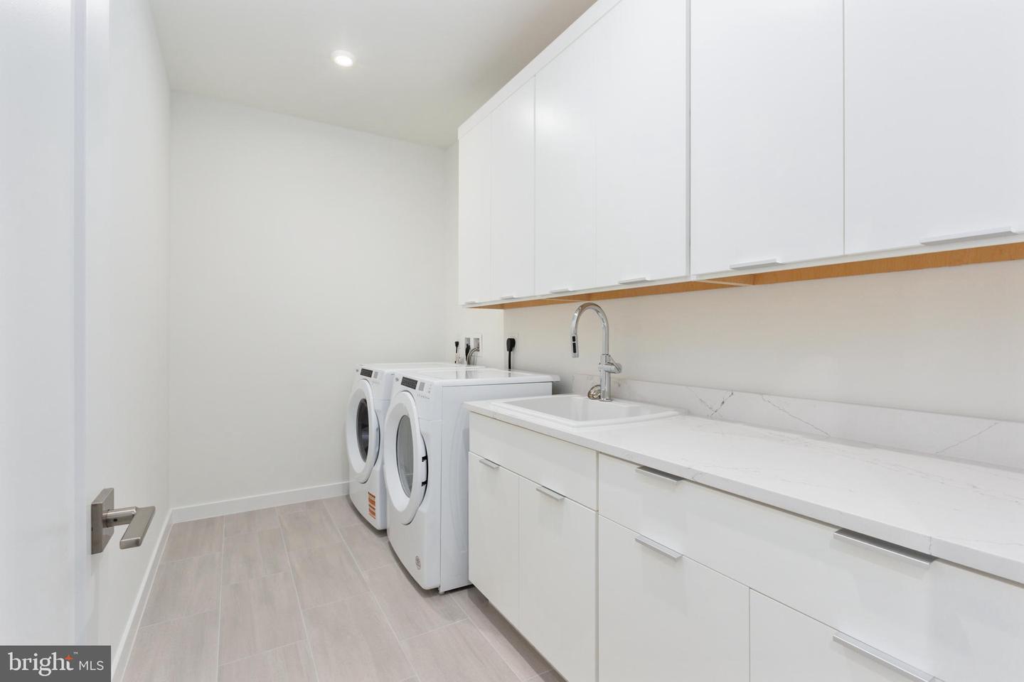 22130 LITTLE MOUNTAIN TER, ASHBURN, Virginia 20148, 3 Bedrooms Bedrooms, ,2 BathroomsBathrooms,Residential,For sale,22130 LITTLE MOUNTAIN TER,VALO2109814 MLS # VALO2109814 22130 LITTLE MOUNTAIN TER, ASHBURN, Virginia 20148, 3 Bedrooms Bedrooms, ,2 BathroomsBathrooms,Residential,For sale,22130 LITTLE MOUNTAIN TER,VALO2109814 MLS # VALO2109814