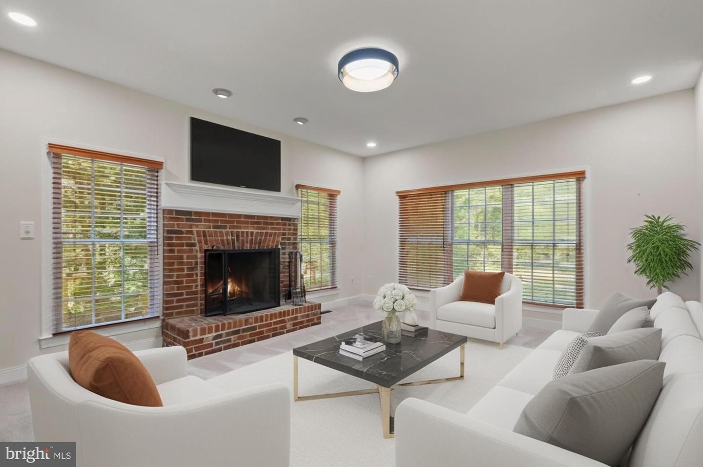 8413 W BOULEVARD DR, ALEXANDRIA, Virginia 22308, 4 Bedrooms Bedrooms, ,4 BathroomsBathrooms,Residential,For sale,8413 W BOULEVARD DR,VAFX2276716 MLS # VAFX2276716 8413 W BOULEVARD DR, ALEXANDRIA, Virginia 22308, 4 Bedrooms Bedrooms, ,4 BathroomsBathrooms,Residential,For sale,8413 W BOULEVARD DR,VAFX2276716 MLS # VAFX2276716