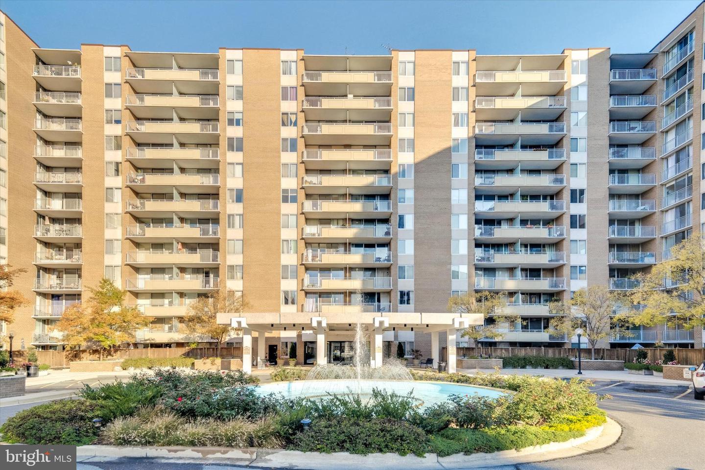 3001 VEAZEY TERR NW #1008, WASHINGTON, District Of Columbia 20008, 2 Bedrooms Bedrooms, ,2 BathroomsBathrooms,Residential,For sale,3001 VEAZEY TERR NW #1008,DCDC2229336 MLS # DCDC2229336 3001 VEAZEY TERR NW #1008, WASHINGTON, District Of Columbia 20008, 2 Bedrooms Bedrooms, ,2 BathroomsBathrooms,Residential,For sale,3001 VEAZEY TERR NW #1008,DCDC2229336 MLS # DCDC2229336