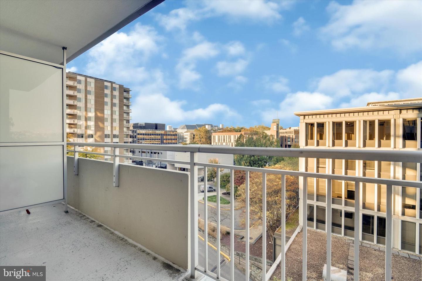 3001 VEAZEY TERR NW #1008, WASHINGTON, District Of Columbia 20008, 2 Bedrooms Bedrooms, ,2 BathroomsBathrooms,Residential,For sale,3001 VEAZEY TERR NW #1008,DCDC2229336 MLS # DCDC2229336 3001 VEAZEY TERR NW #1008, WASHINGTON, District Of Columbia 20008, 2 Bedrooms Bedrooms, ,2 BathroomsBathrooms,Residential,For sale,3001 VEAZEY TERR NW #1008,DCDC2229336 MLS # DCDC2229336