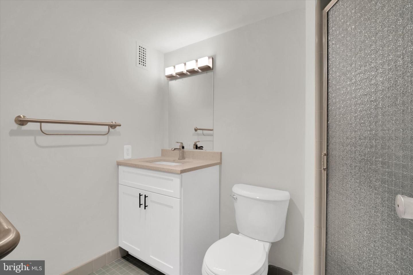 3001 VEAZEY TERR NW #1008, WASHINGTON, District Of Columbia 20008, 2 Bedrooms Bedrooms, ,2 BathroomsBathrooms,Residential,For sale,3001 VEAZEY TERR NW #1008,DCDC2229336 MLS # DCDC2229336 3001 VEAZEY TERR NW #1008, WASHINGTON, District Of Columbia 20008, 2 Bedrooms Bedrooms, ,2 BathroomsBathrooms,Residential,For sale,3001 VEAZEY TERR NW #1008,DCDC2229336 MLS # DCDC2229336