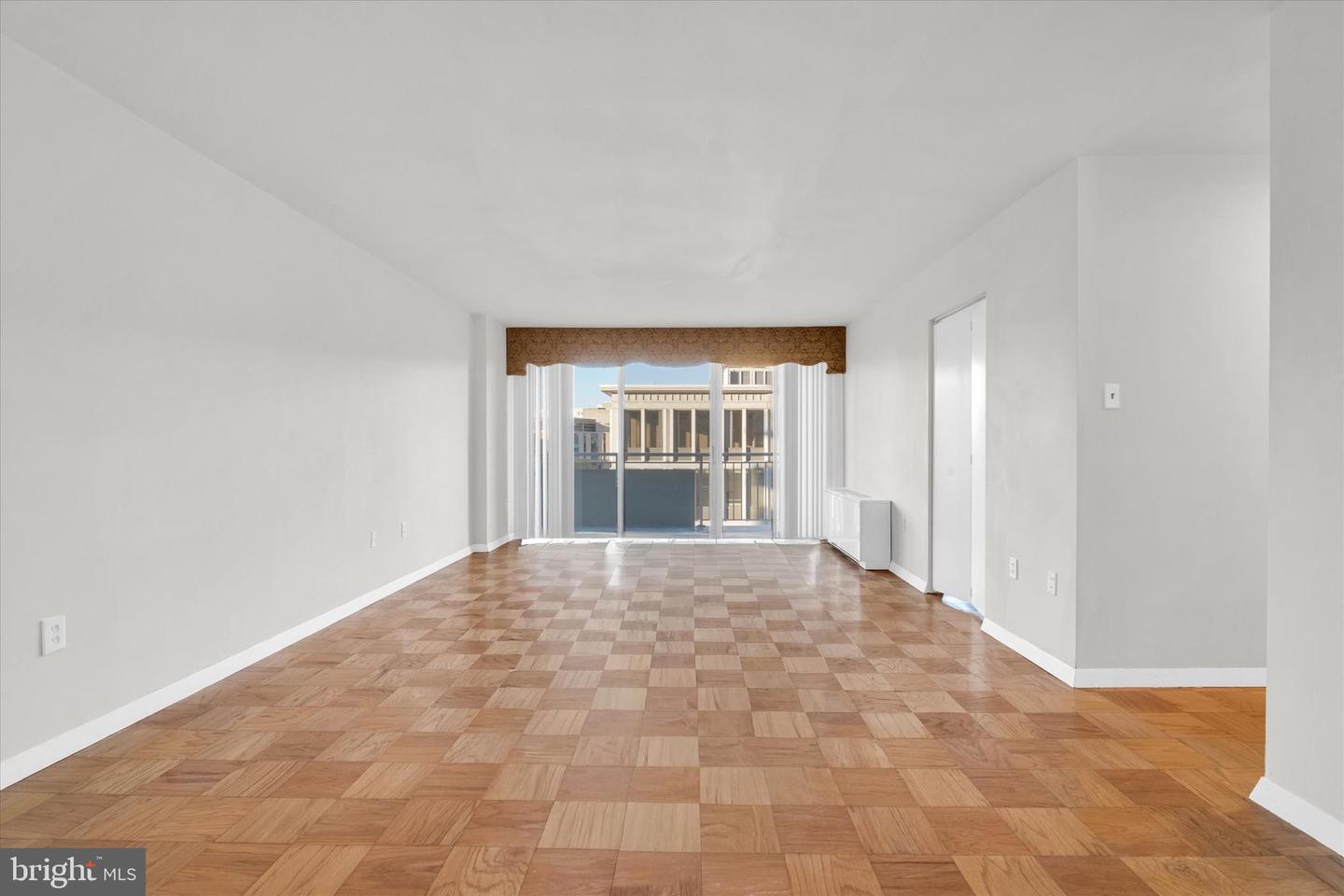 3001 VEAZEY TERR NW #1008, WASHINGTON, District Of Columbia 20008, 2 Bedrooms Bedrooms, ,2 BathroomsBathrooms,Residential,For sale,3001 VEAZEY TERR NW #1008,DCDC2229336 MLS # DCDC2229336 3001 VEAZEY TERR NW #1008, WASHINGTON, District Of Columbia 20008, 2 Bedrooms Bedrooms, ,2 BathroomsBathrooms,Residential,For sale,3001 VEAZEY TERR NW #1008,DCDC2229336 MLS # DCDC2229336