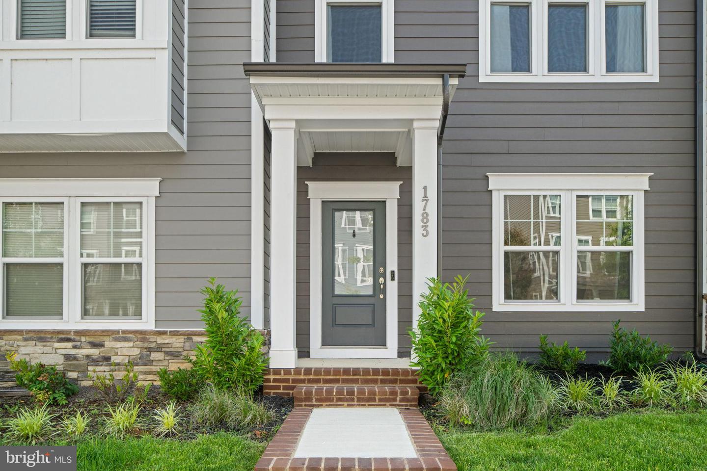 1783 HICKORY WOODS RD, DUMFRIES, Virginia 22026, 4 Bedrooms Bedrooms, 8 Rooms Rooms,3 BathroomsBathrooms,Residential,For sale,1783 HICKORY WOODS RD,VAPW2106884 MLS # VAPW2106884