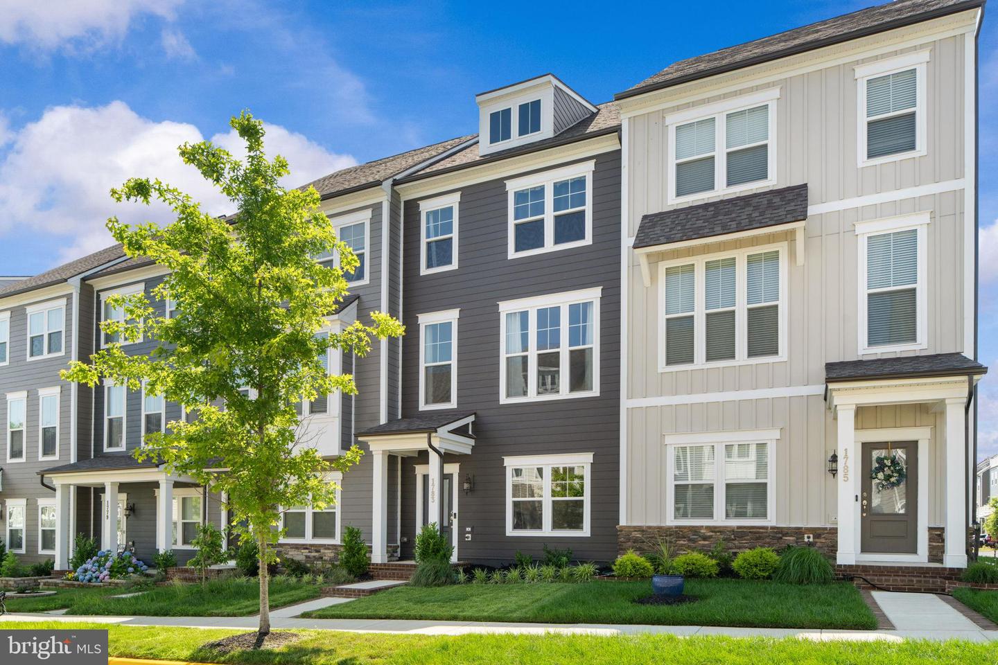 1783 HICKORY WOODS RD, DUMFRIES, Virginia 22026, 4 Bedrooms Bedrooms, 8 Rooms Rooms,3 BathroomsBathrooms,Residential,For sale,1783 HICKORY WOODS RD,VAPW2106884 MLS # VAPW2106884 1783 HICKORY WOODS RD, DUMFRIES, Virginia 22026, 4 Bedrooms Bedrooms, 8 Rooms Rooms,3 BathroomsBathrooms,Residential,For sale,1783 HICKORY WOODS RD,VAPW2106884 MLS # VAPW2106884