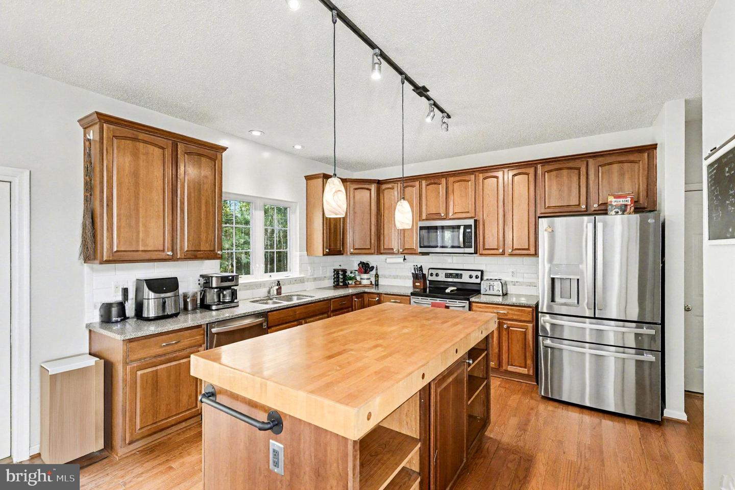 8261 CHASE LN, KING GEORGE, Virginia 22485, 5 Bedrooms Bedrooms, ,3 BathroomsBathrooms,Residential,For sale,8261 CHASE LN,VAKG2007212 MLS # VAKG2007212 8261 CHASE LN, KING GEORGE, Virginia 22485, 5 Bedrooms Bedrooms, ,3 BathroomsBathrooms,Residential,For sale,8261 CHASE LN,VAKG2007212 MLS # VAKG2007212