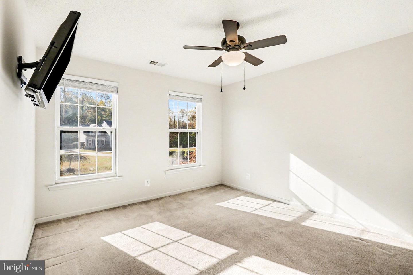 8261 CHASE LN, KING GEORGE, Virginia 22485, 5 Bedrooms Bedrooms, ,3 BathroomsBathrooms,Residential,For sale,8261 CHASE LN,VAKG2007212 MLS # VAKG2007212 8261 CHASE LN, KING GEORGE, Virginia 22485, 5 Bedrooms Bedrooms, ,3 BathroomsBathrooms,Residential,For sale,8261 CHASE LN,VAKG2007212 MLS # VAKG2007212