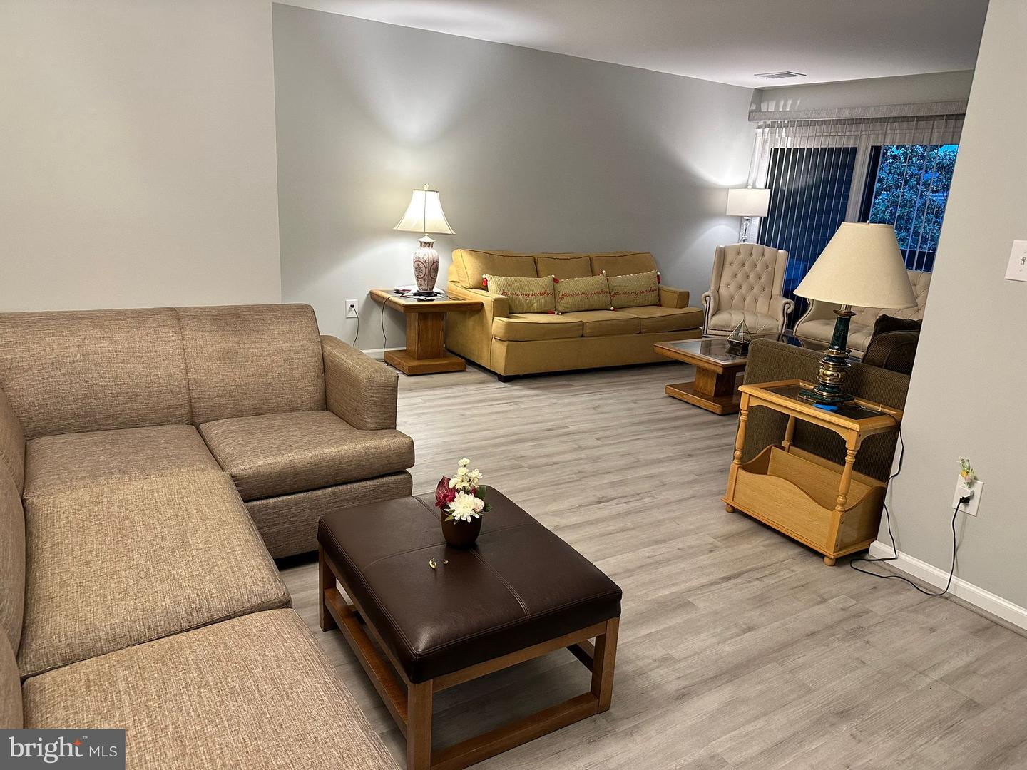 565 FLORIDA AVE #201, HERNDON, Virginia 20170, 2 Bedrooms Bedrooms, ,2 BathroomsBathrooms,Residential,For sale,565 FLORIDA AVE #201,VAFX2276758 MLS # VAFX2276758 565 FLORIDA AVE #201, HERNDON, Virginia 20170, 2 Bedrooms Bedrooms, ,2 BathroomsBathrooms,Residential,For sale,565 FLORIDA AVE #201,VAFX2276758 MLS # VAFX2276758